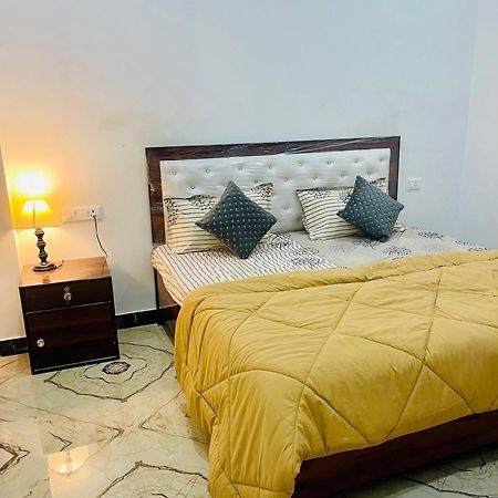 Amrita Residency Villa Varanasi Dış mekan fotoğraf