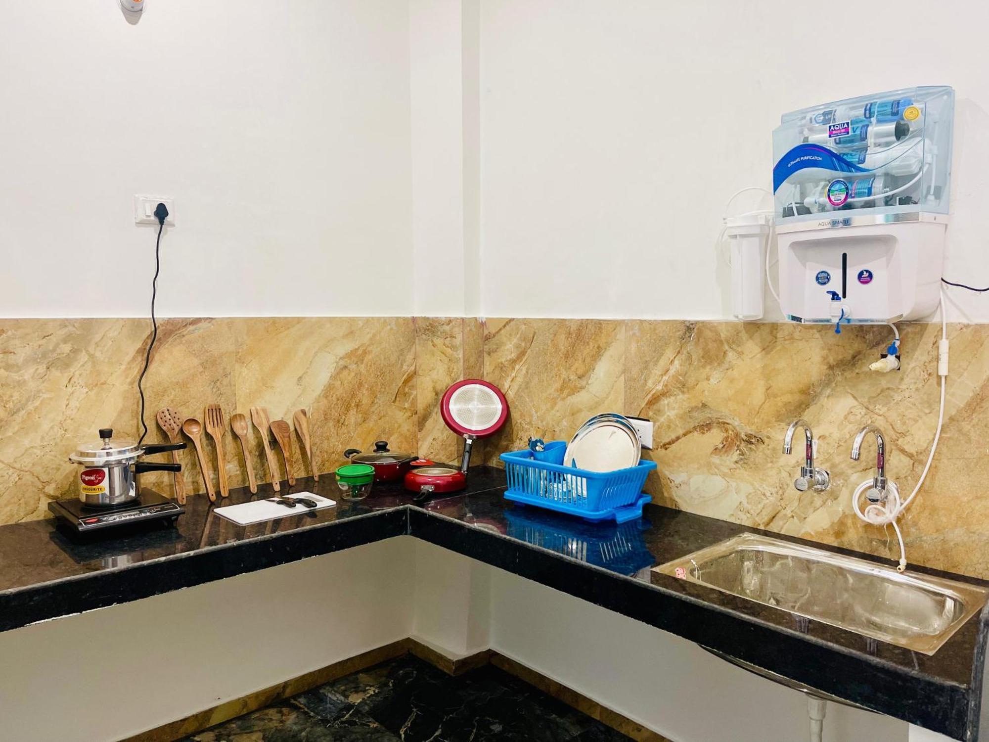 Amrita Residency Villa Varanasi Dış mekan fotoğraf